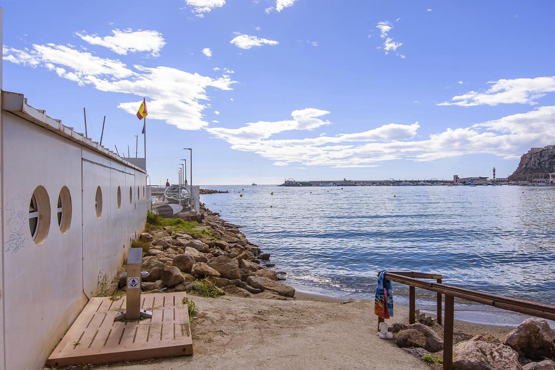 Aguilas Delicias Piscina Wifi Ac Parking Gratis Екстериор снимка